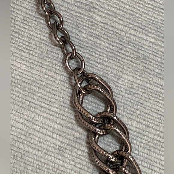 Chico’s bib choker collar style faceted stone topaz/gold, gunmetal chain 15-20” - Picture 9 of 15